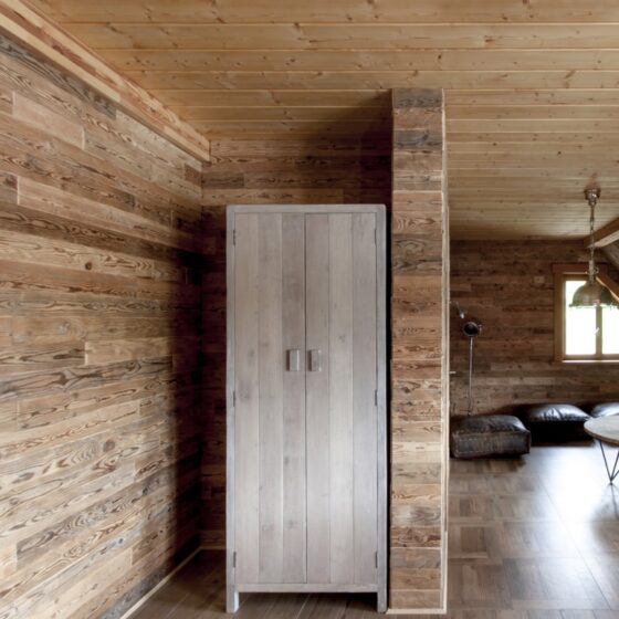 hand hewn wood boards Craftsman Collection