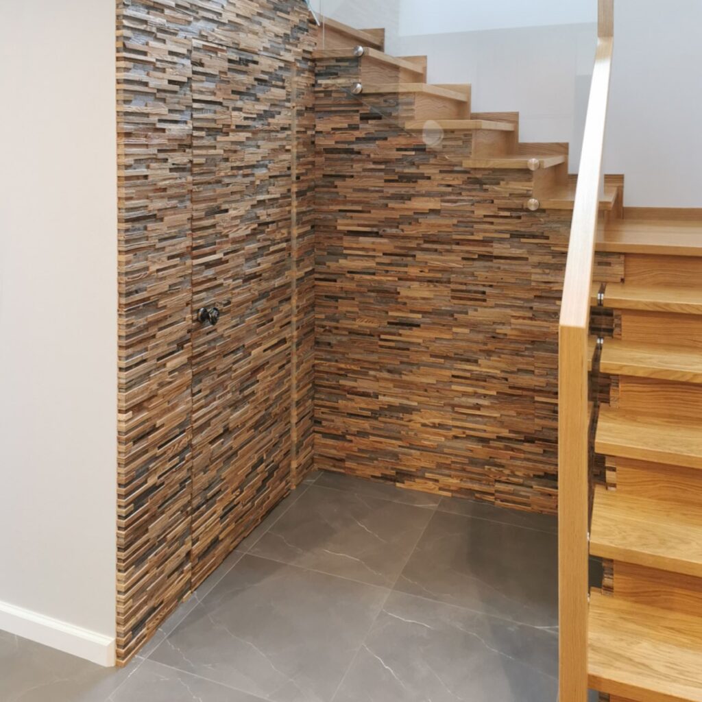 WoodCraft Reclaimed Artisan Wood Wall Panel