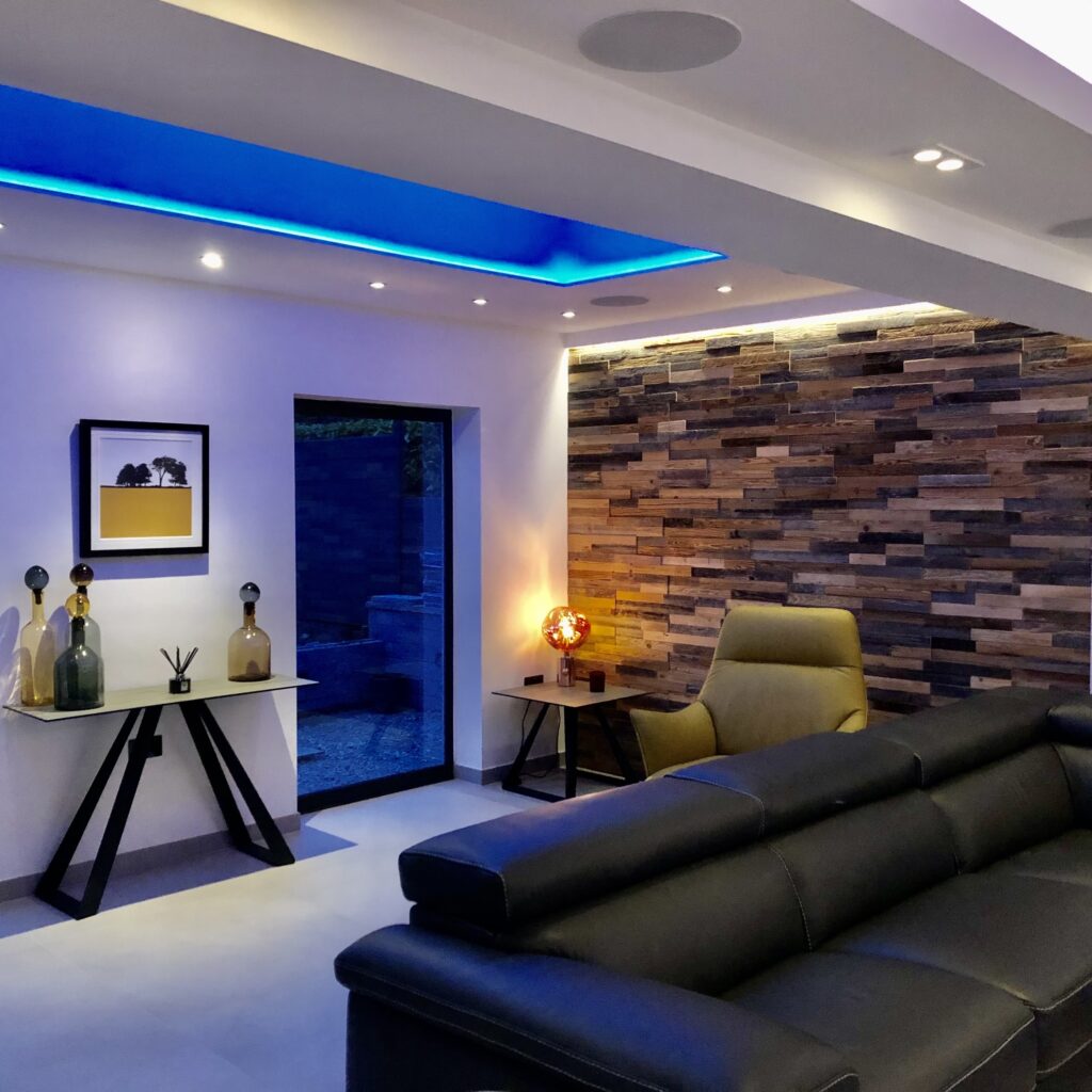 Cotswold reclaimed wood panelling